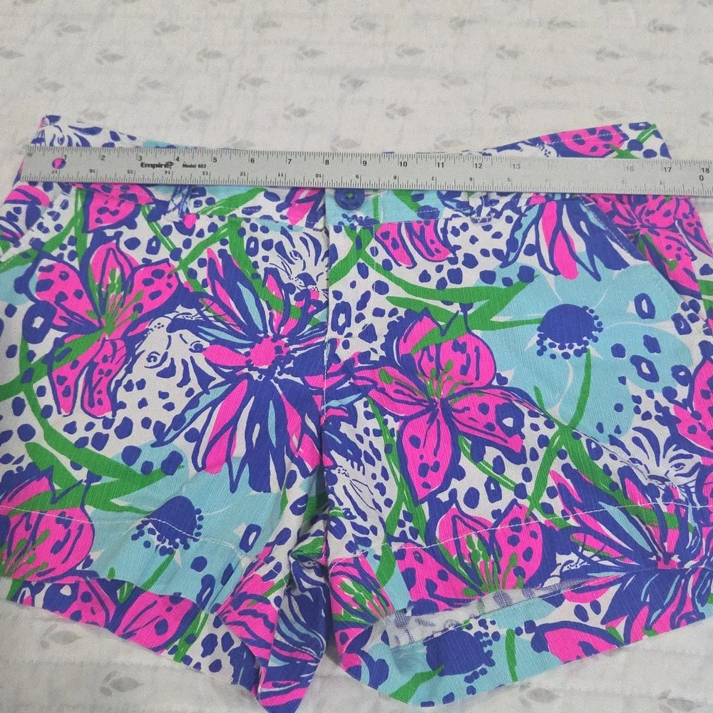 🌺Lilly Pulitzer Beautiful, Tropical Themed Callahan Shorts In Great Condition🌺 - Picture 13 of 15